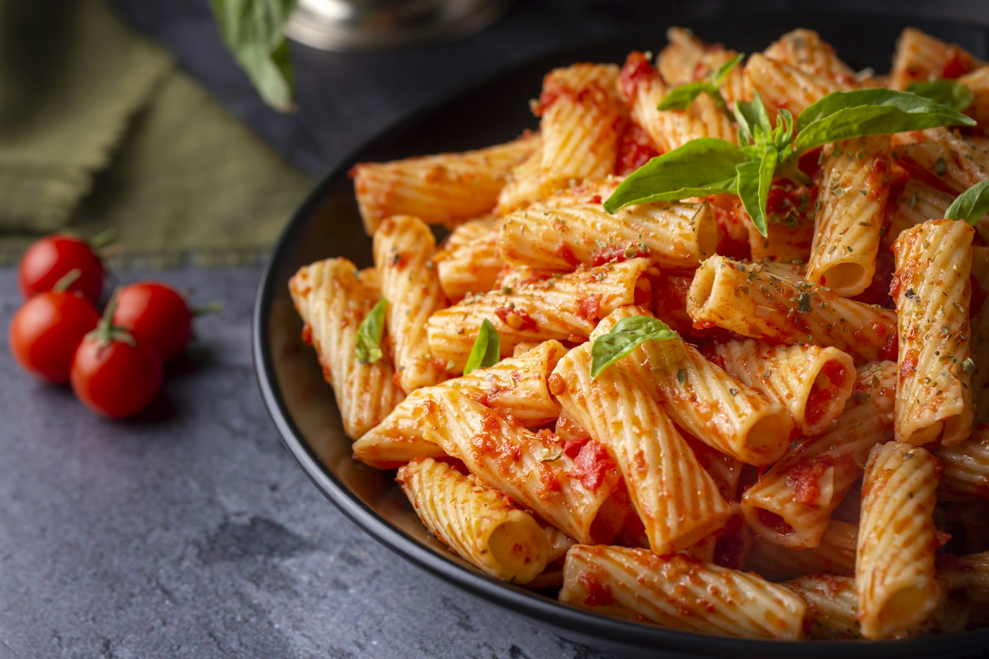 Penne pasta with tomato sauce
